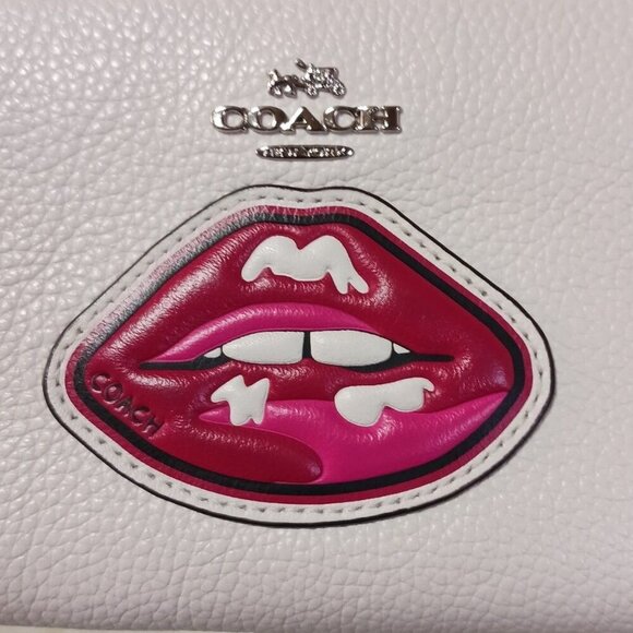 Coach Red Lips White Leather Accordion Zip Around Long Wallet - Picture 2 of 12